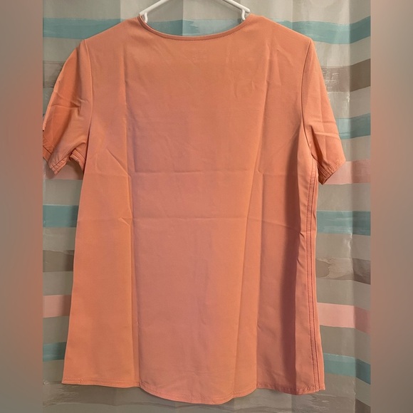 COPY - Scrub top - Picture 2 of 2